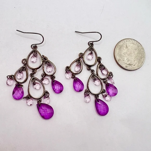 💜 Vintage Purple & Pink Chandelier Drop Earrings 💜 - Picture 4 of 4